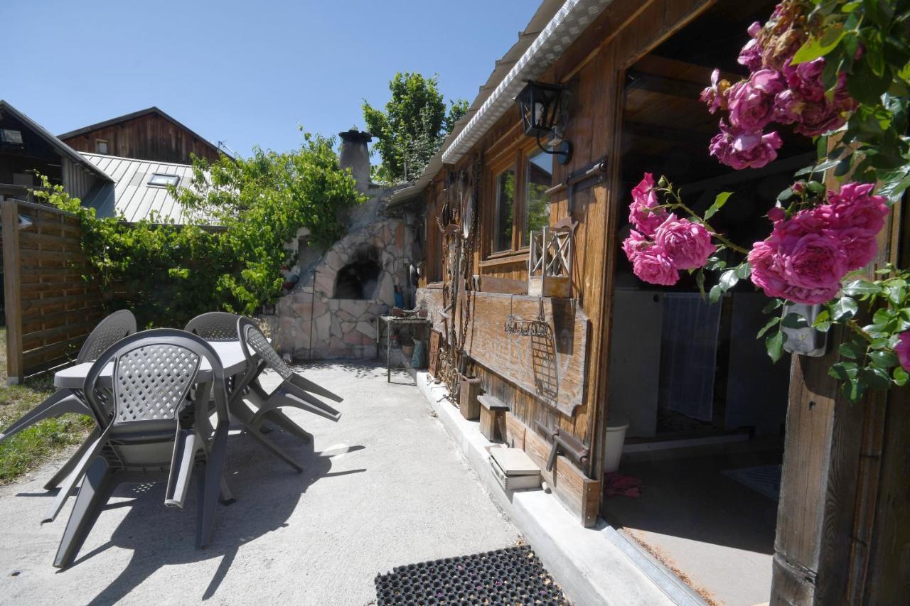 Le Love Chalet Des Alpes Guillestre Dış mekan fotoğraf
